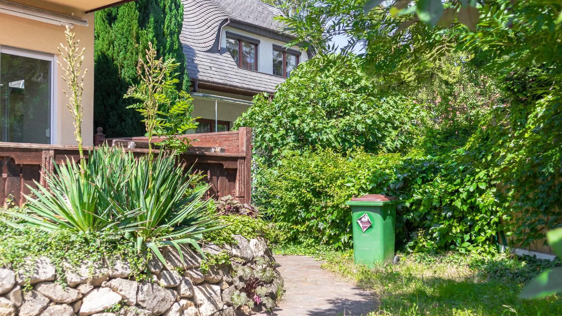 Apartment Exquisite Rooms In Shared Villa With Garden & Parking Vienna