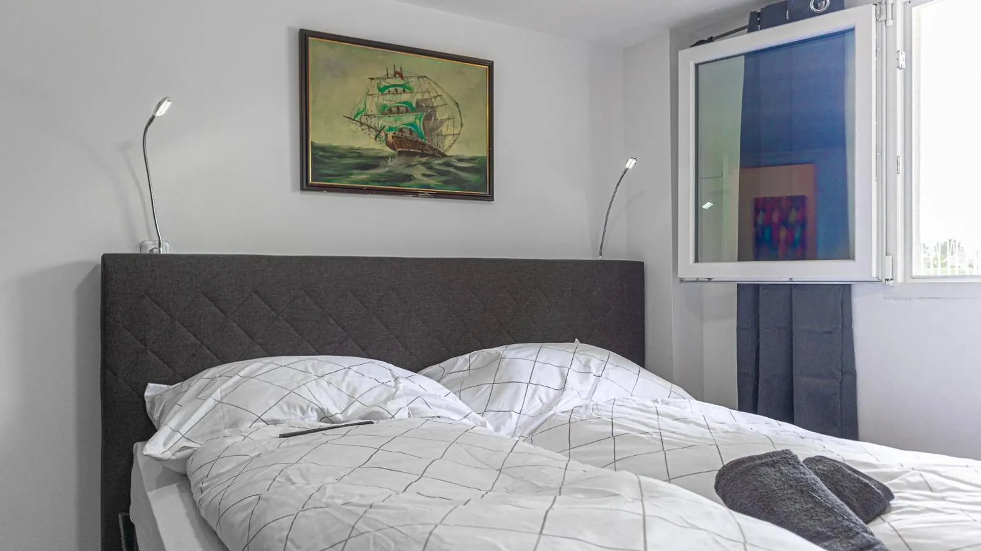 Exquisite Rooms In Shared Villa With Garden & Parking Vienna Apartment