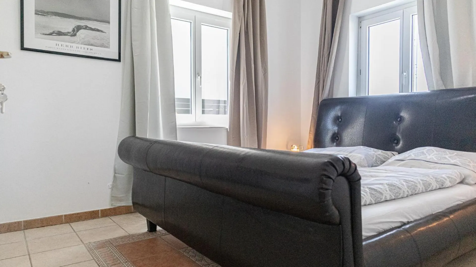 Exquisite Rooms In Shared Villa With Garden & Parking Wiedeń 0*,  Austria