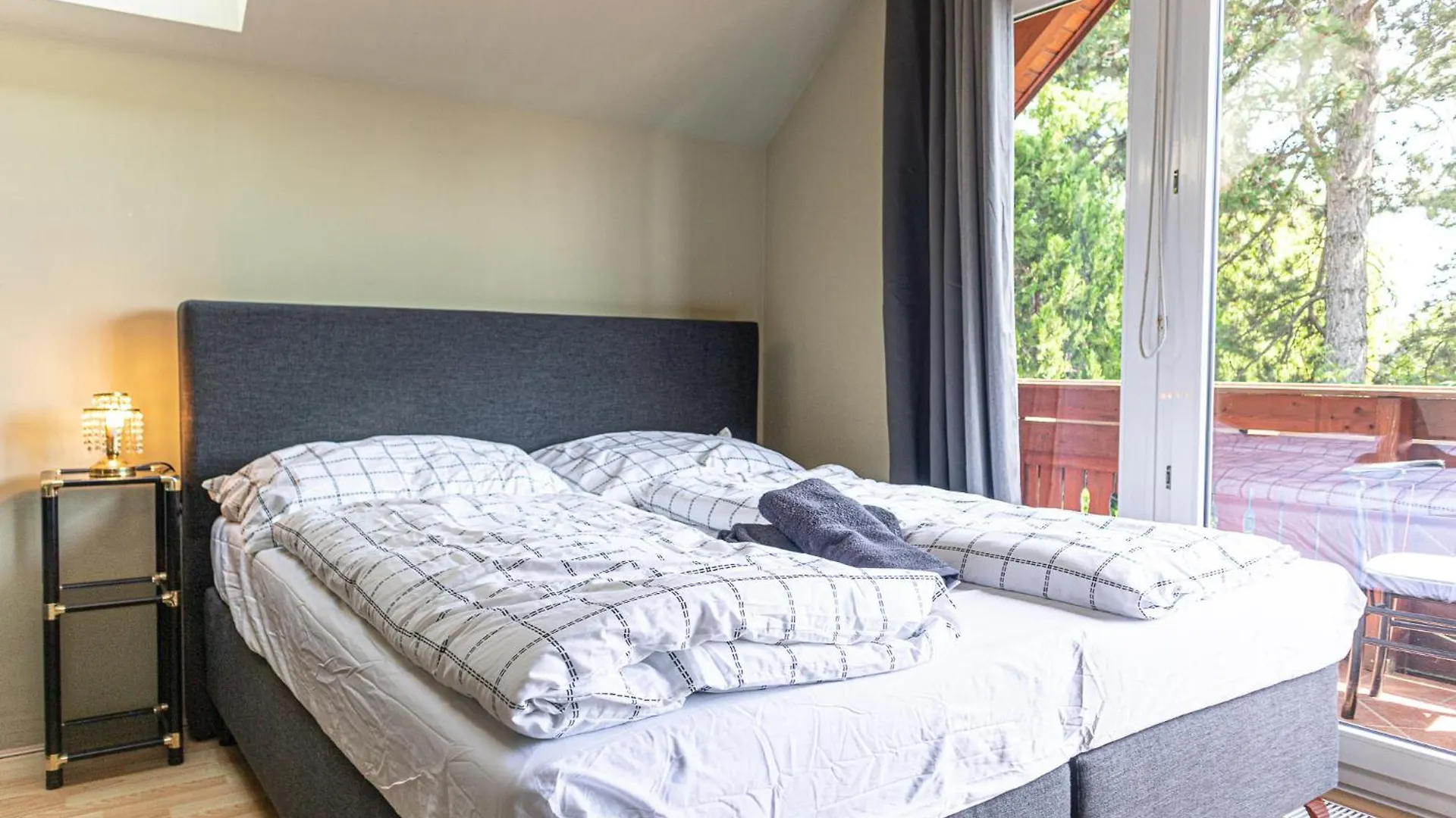 Exquisite Rooms In Shared Villa With Garden & Parking Wiedeń Apartament
