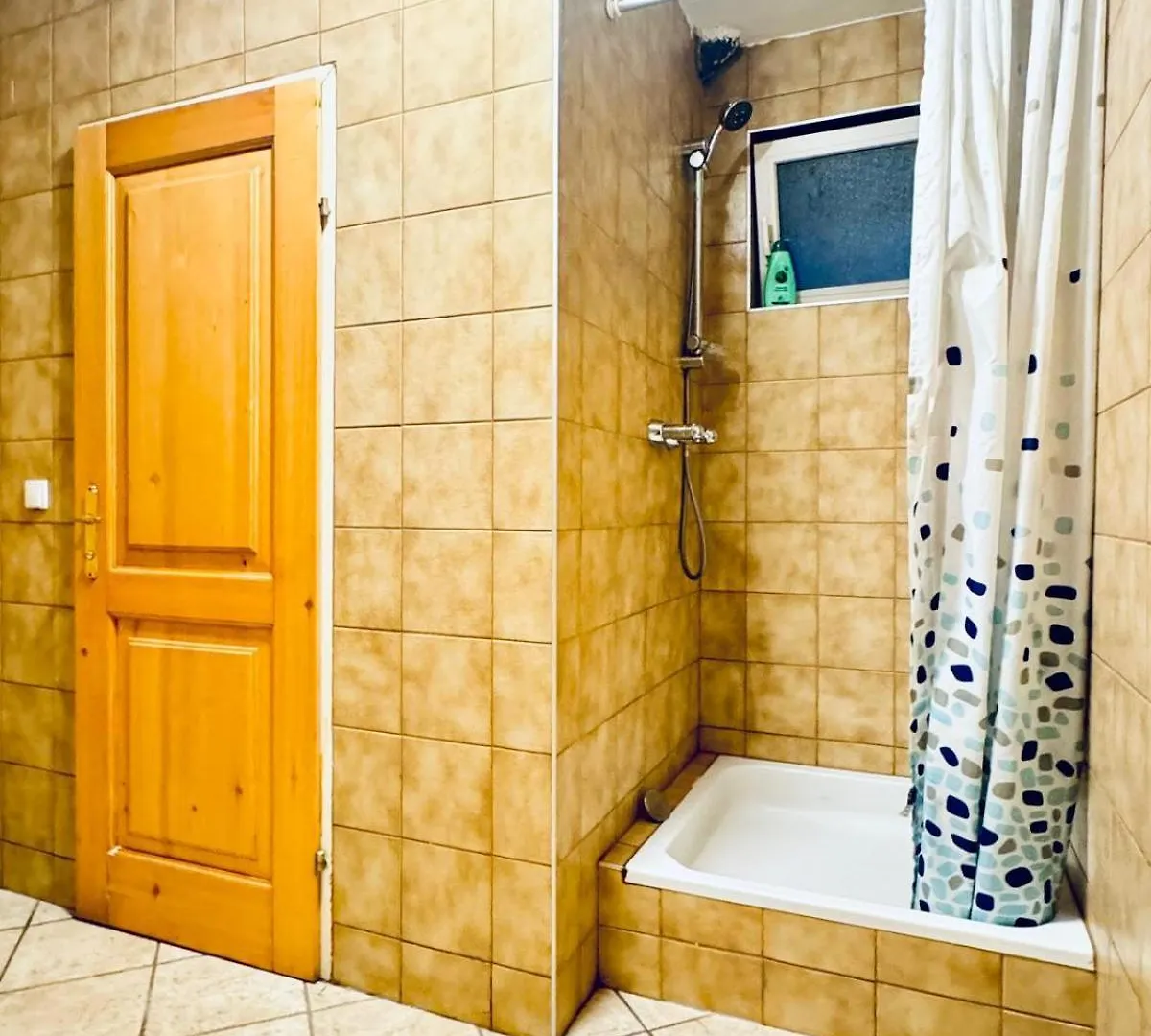 Exquisite Rooms In Shared Villa With Garden & Parking Wiedeń Apartament
