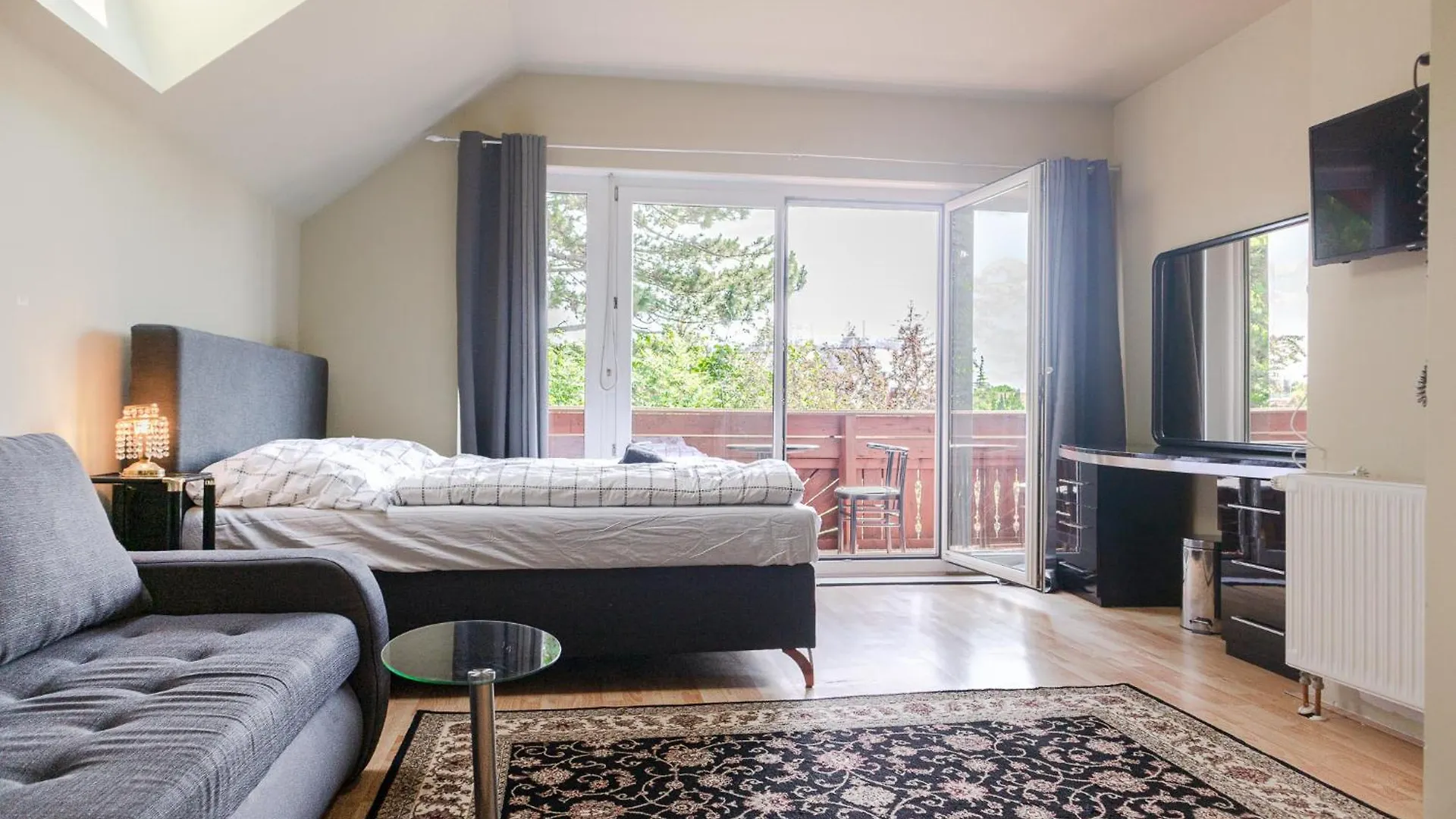 Exquisite Rooms In Shared Villa With Garden & Parking Wiedeń 0*,  Austria