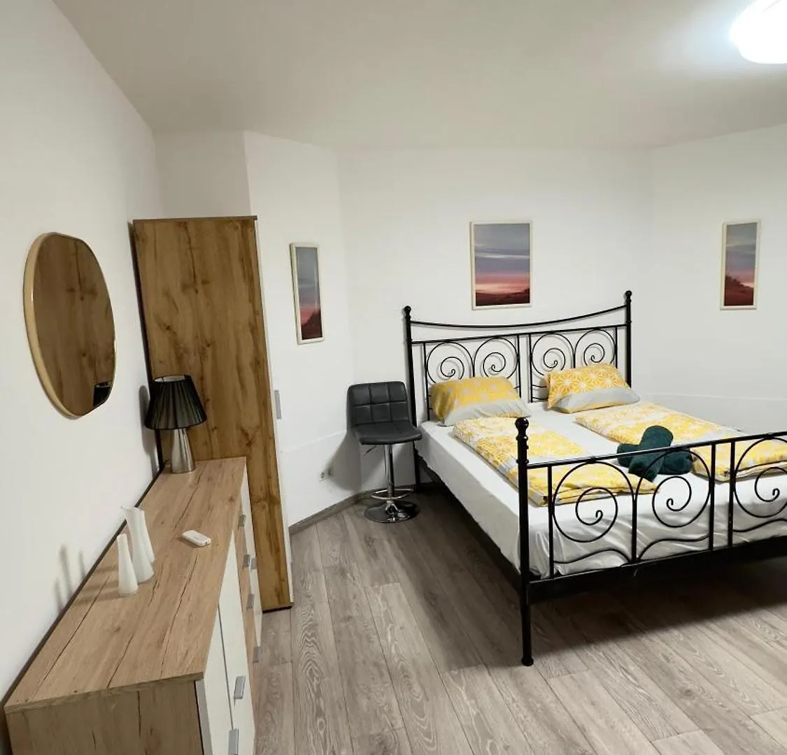 Exquisite Rooms In Shared Villa With Garden & Parking Wiedeń Austria