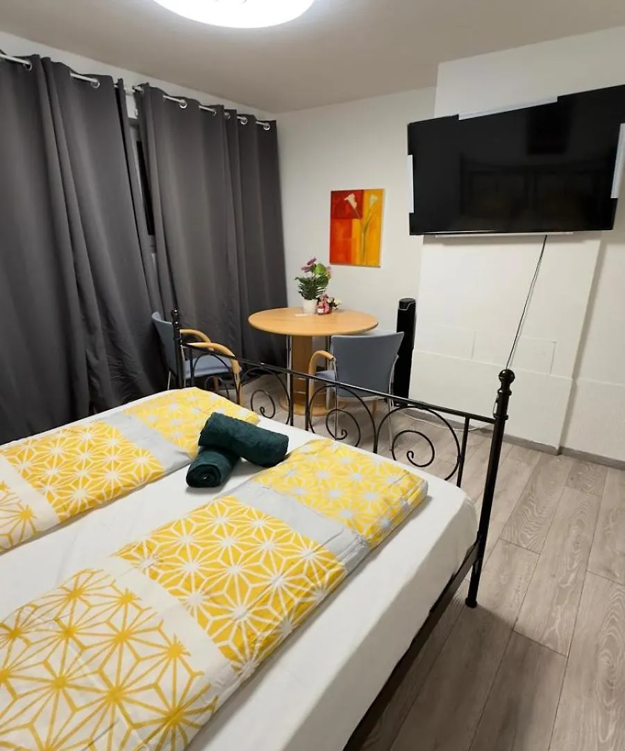 Exquisite Rooms In Shared Villa With Garden & Parking Wiedeń