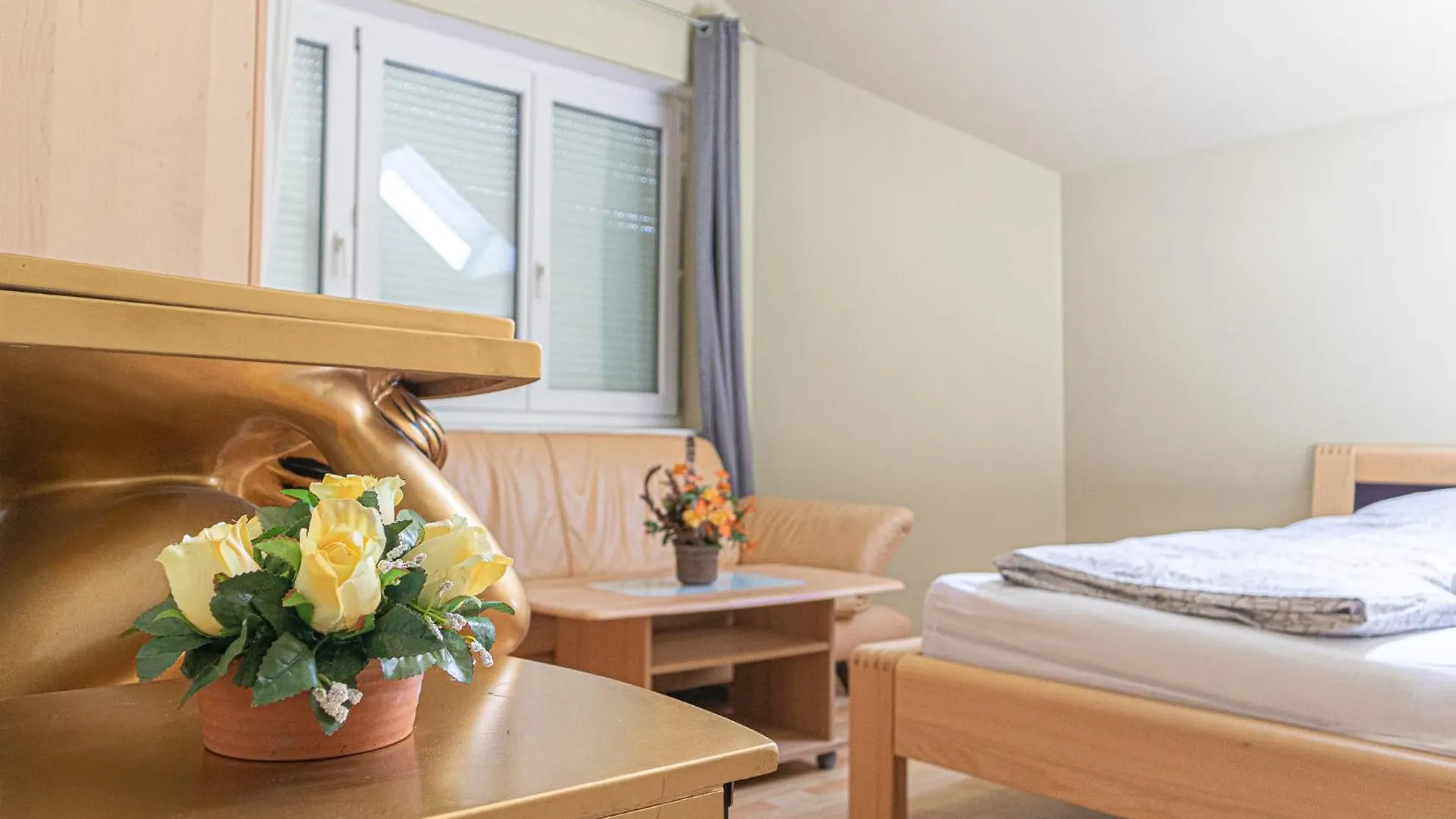 Exquisite Rooms In Shared Villa With Garden & Parking Wiedeń 0*,