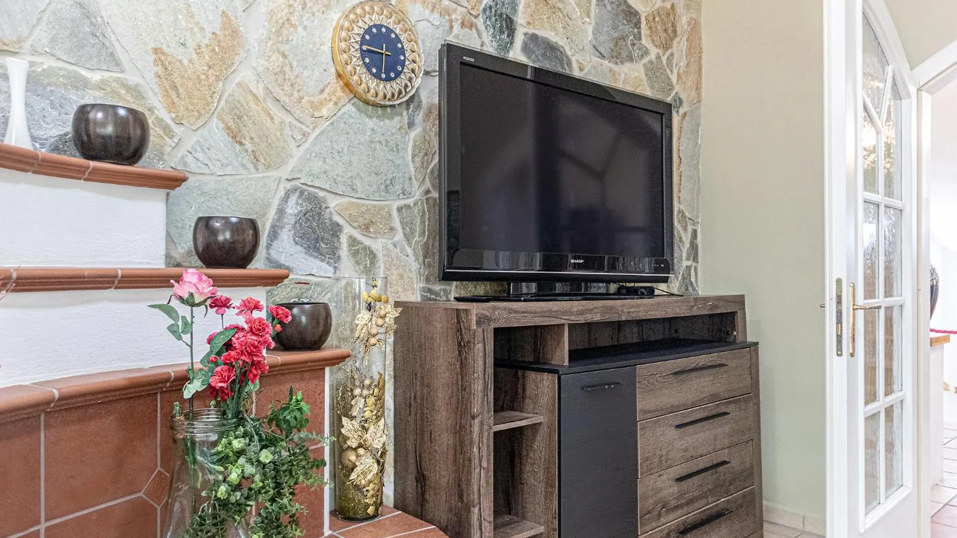 Exquisite Rooms In Shared Villa With Garden & Parking Wiedeń Austria