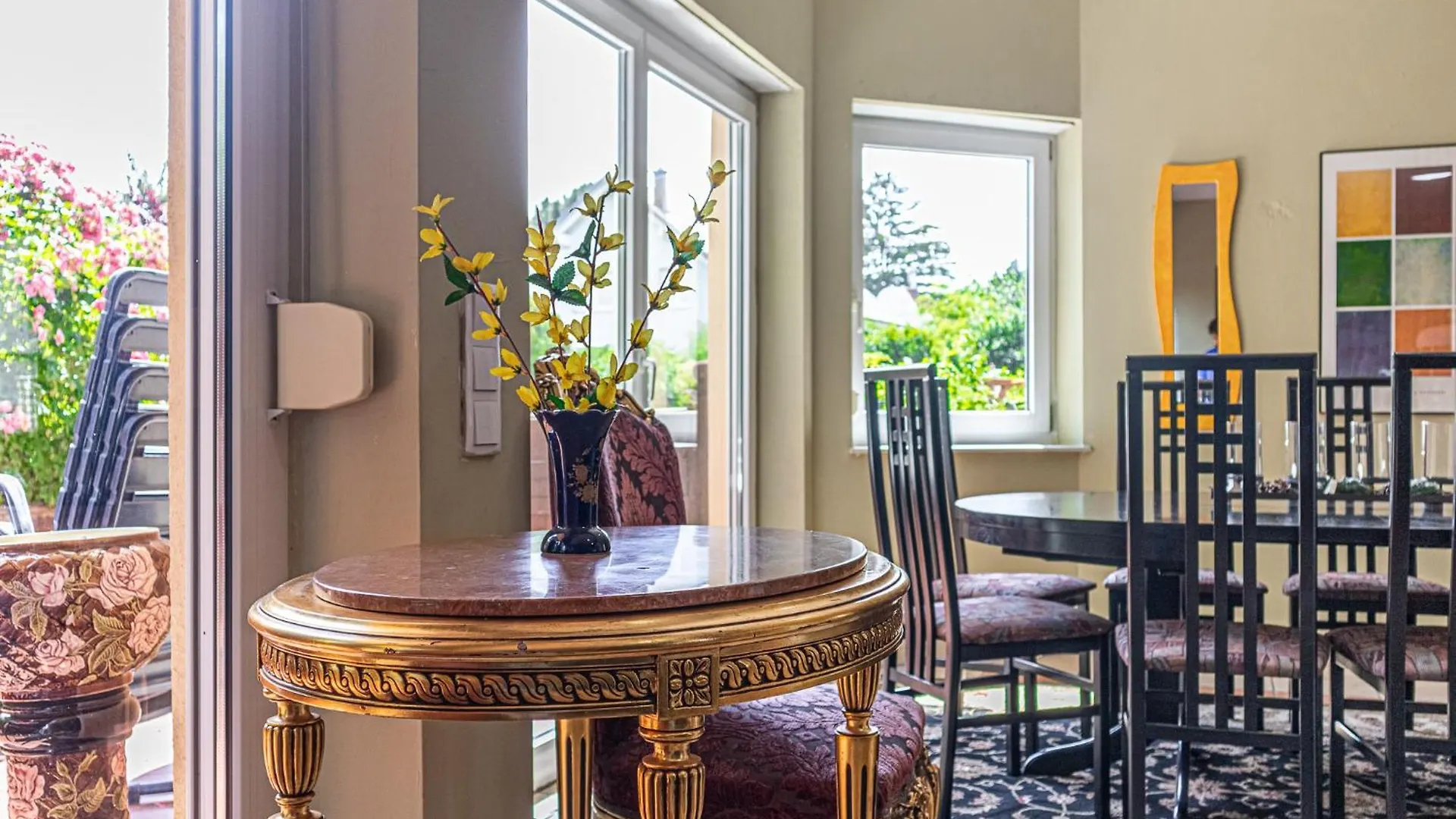 Apartament Exquisite Rooms In Shared Villa With Garden & Parking Wiedeń