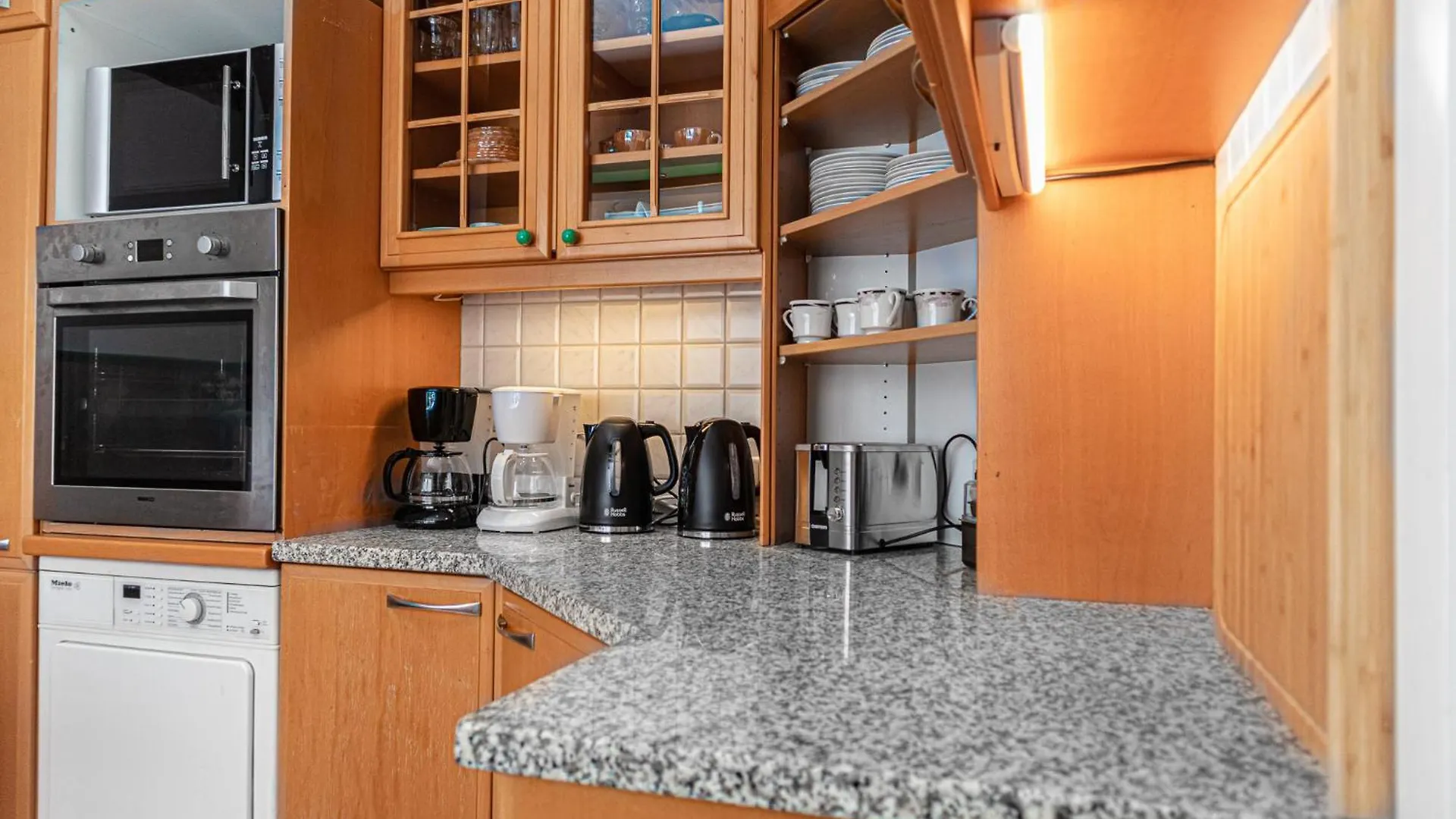 Exquisite Rooms In Shared Villa With Garden & Parking Wiedeń Apartament