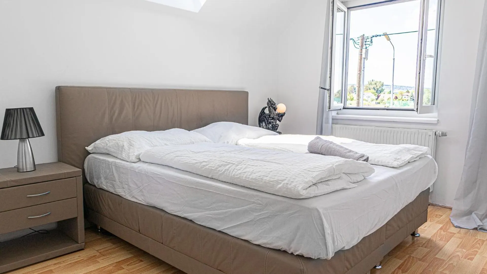 Exquisite Rooms In Shared Villa With Garden & Parking Wiedeń 0*,